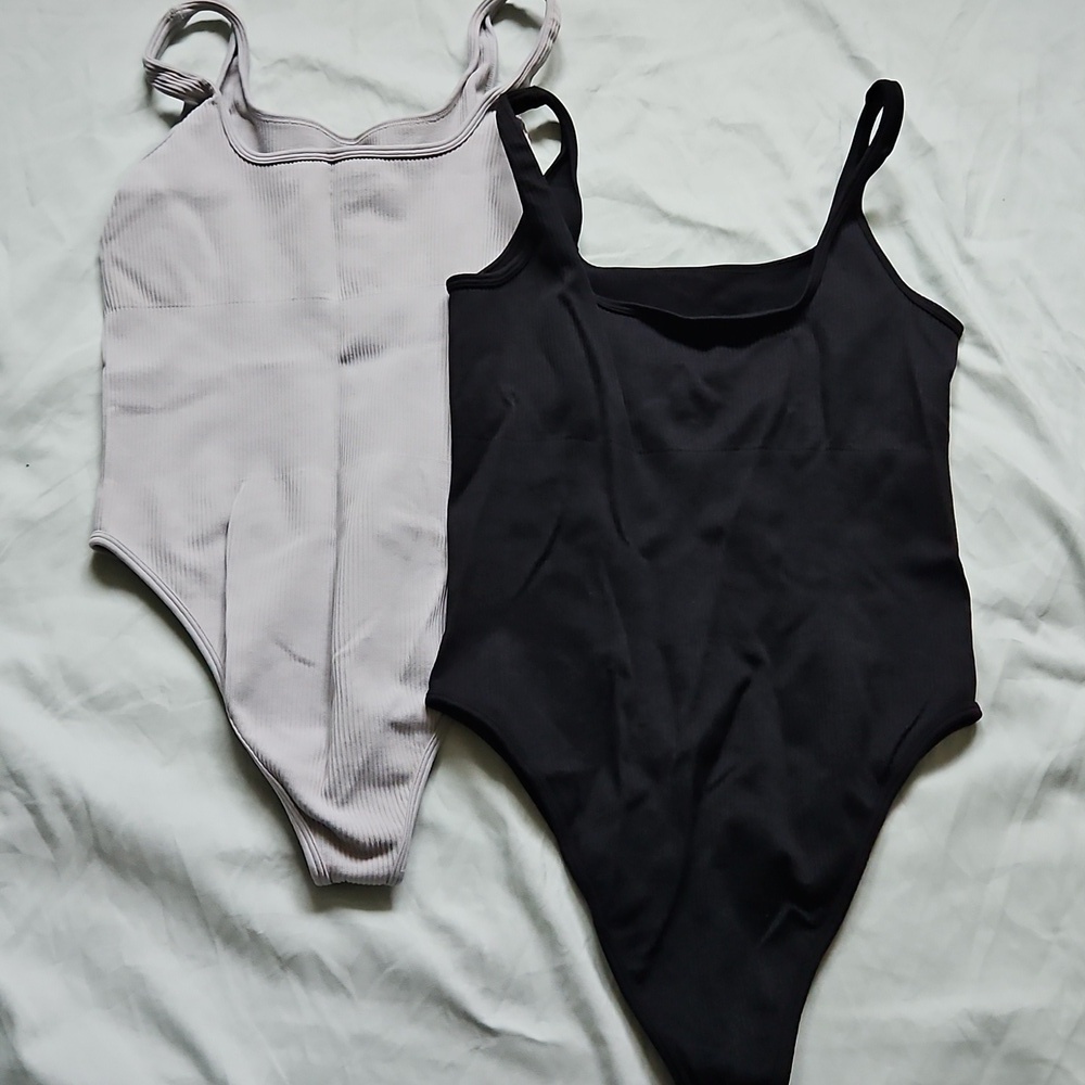 QQQ Black and Gray Bodysuit Set, Size L - Picture 8 of 8